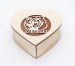 Шкатулка в форме сердца с достопримечательностью